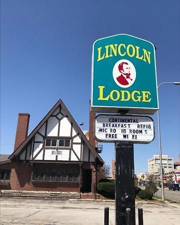 The Lincoln Lodge Urbana Champaign Buitenkant foto