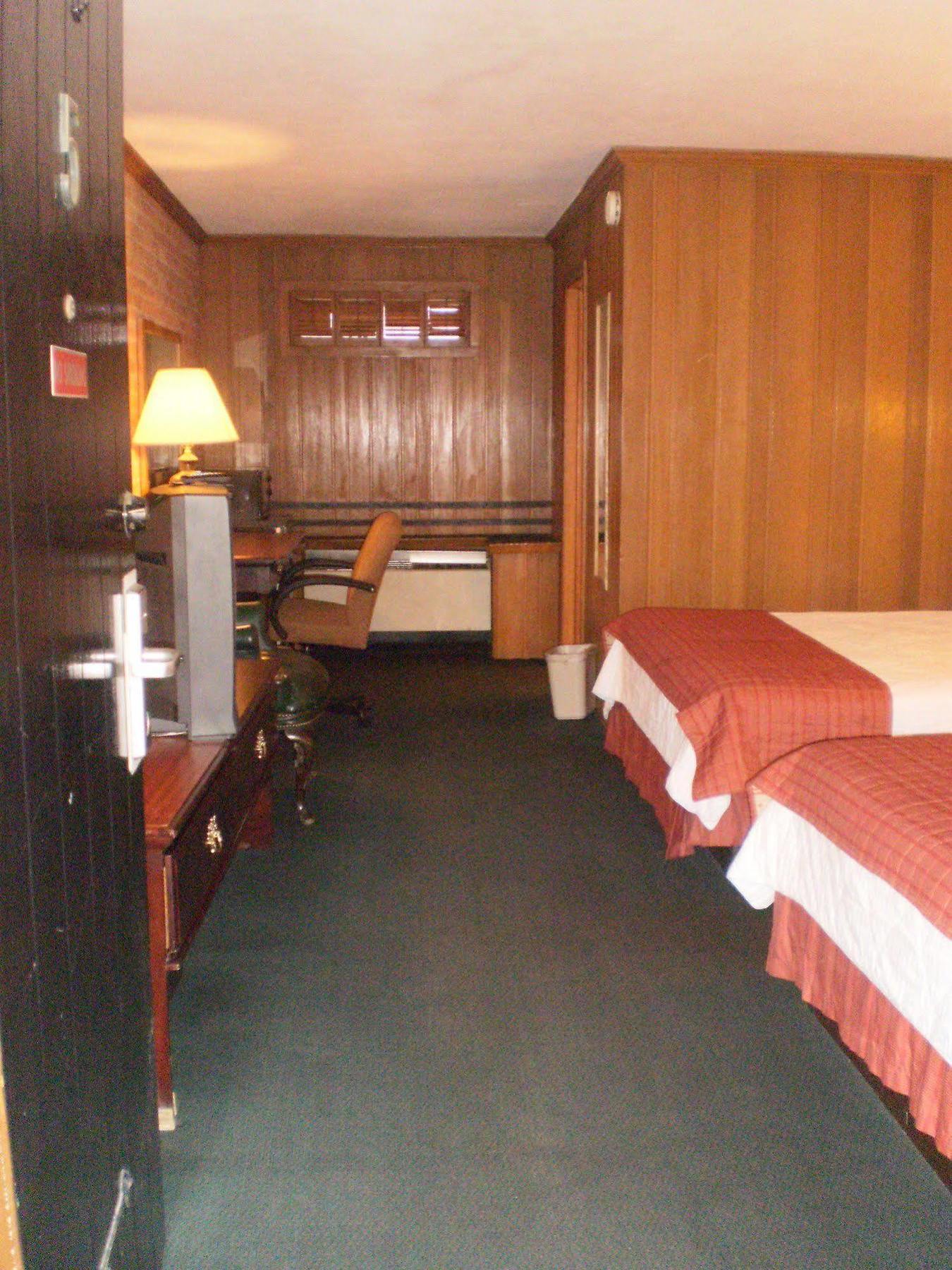 The Lincoln Lodge Urbana Champaign Buitenkant foto