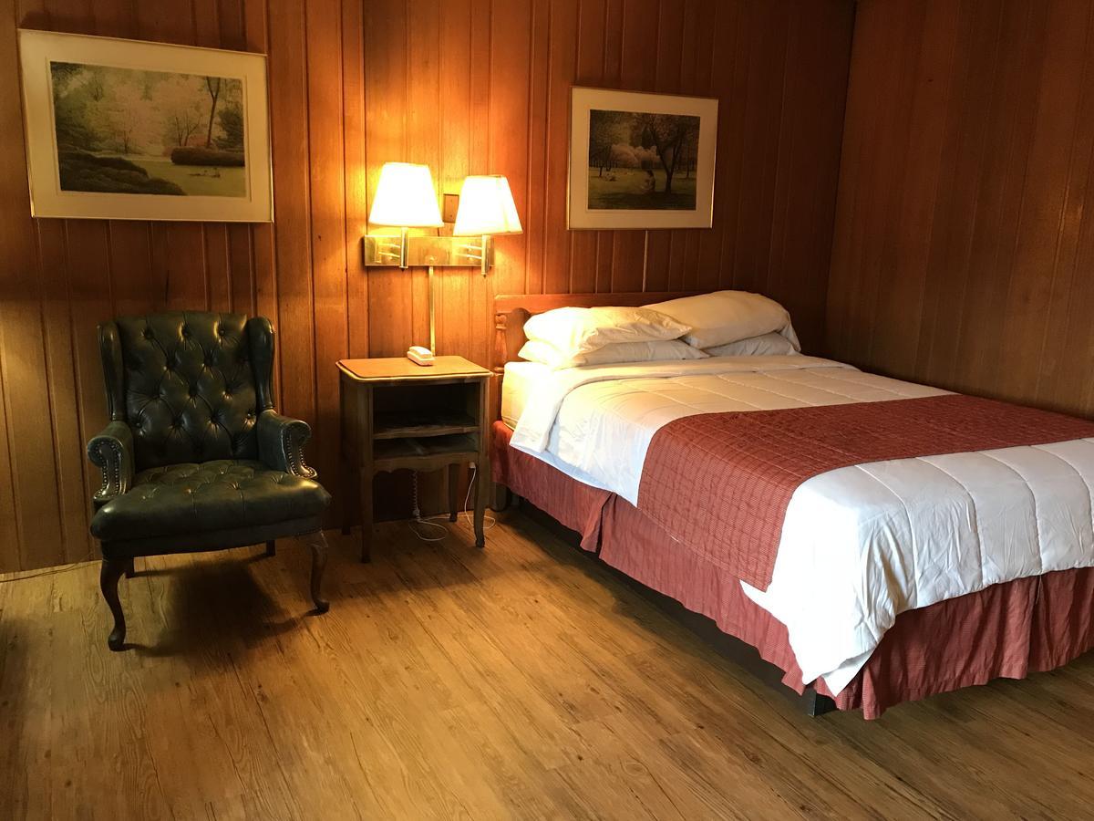 The Lincoln Lodge Urbana Champaign Buitenkant foto