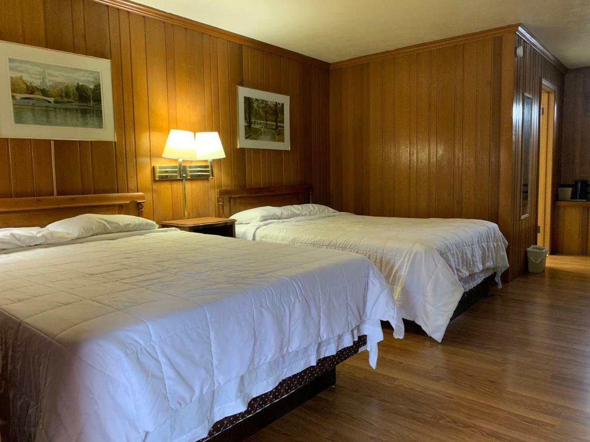 The Lincoln Lodge Urbana Champaign Buitenkant foto