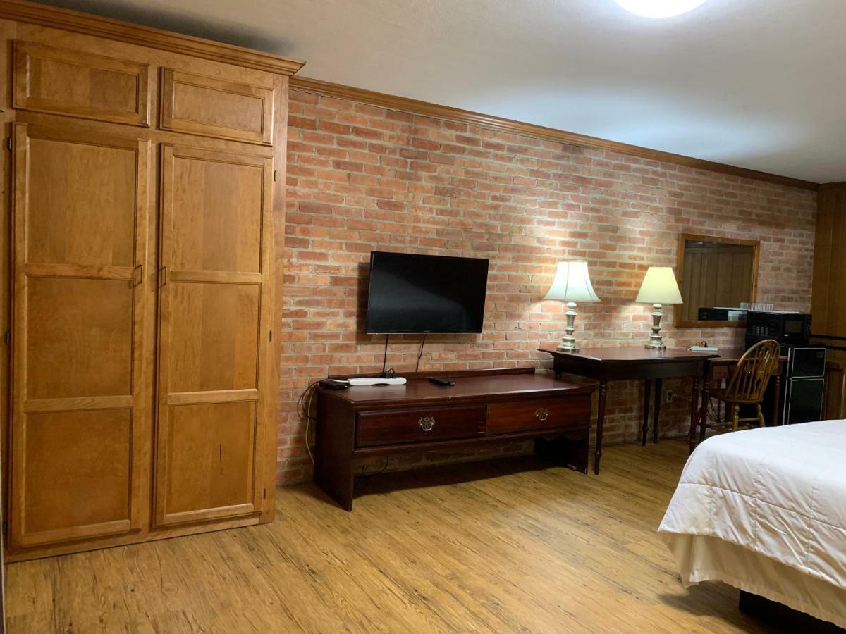 The Lincoln Lodge Urbana Champaign Buitenkant foto